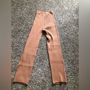 Giu giu pants bandaid color, size small